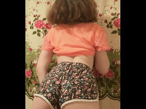 ❤️ सेक्सी युवा बेब अलग करना बंद उसकी शॉर्ट्स पर कैमरा ❤ फूहड़ हम पर ❤